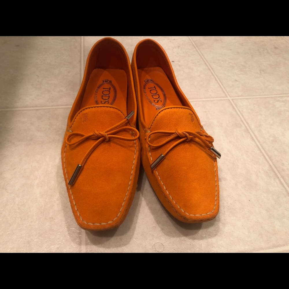 Tod’s orange driving loafers